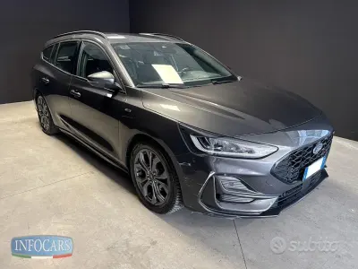 Usata Ford Focus ST 155 CV (114 kW) 2023 Grigio Station wagon