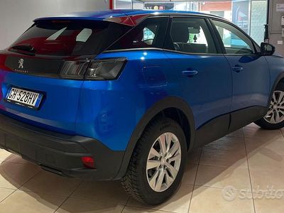 Usata Peugeot 3008 Allure 2021 Blu Berlina