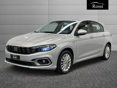 Usata Fiat Tipo Life 101 CV (74 kW) 2021 Argento metallizzato Berlina