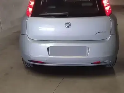 Usata Fiat Grande Punto 77 CV (56 kW) 2007 Grigio Utilitaria