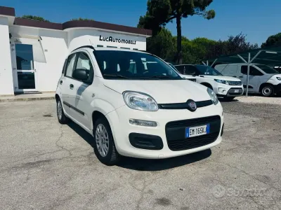 Usata Fiat Panda Pop 69 CV (50 kW) 2012 Bianco Utilitaria