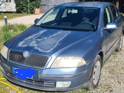 Usata Skoda Octavia Comfort 105 CV (77 kW) 2009 Blu/azzurro Berlina
