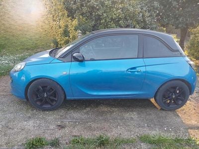 Usata Opel Adam 87 CV (63 kW) 2016 Blu Utilitaria