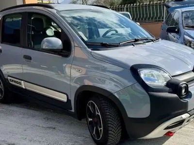 Usata Fiat Panda Cross Cross 69 CV (50 kW) 2021 Utilitaria