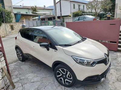 Usata Renault Captur 90 CV (66 kW) 2017 Beige SUV