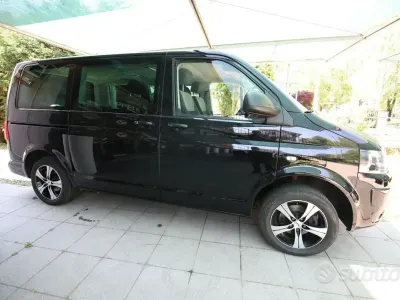 Usata VW T5 140 CV (102 kW) 2010 Nero Furgone
