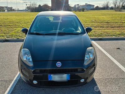 Nero Usata 2013 Fiat Punto Sport Berlina | 3200 € (Buon prezzo)