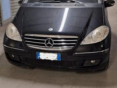 Usata Mercedes A180 Avantgarde 109 CV (80 kW) 2007 Nero Monovolume