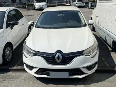 Usata Renault Mégane 110 CV (80 kW) 2016 Bianco Berlina