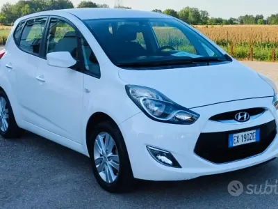 Usata Hyundai ix20 Comfort 88 CV (64 kW) 2015 Bianco Utilitaria