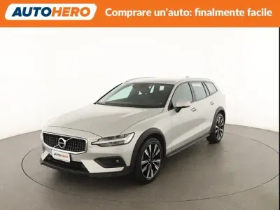 Usata Volvo V60 CC Business Edition 190 CV (139 kW) 2020 Grigio Station wagon