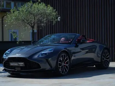 Nuova Aston Martin Vantage 665 CV (489 kW) 2026 Xenon grey Coupé