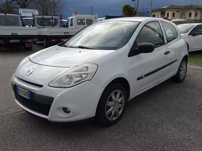 Usata Renault Clio IV 75 CV (55 kW) 2012 Bianco Furgone
