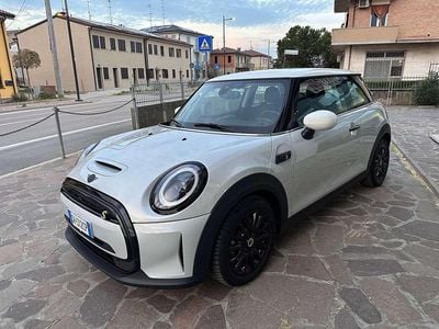 Argento Usata 2021 Mini Cooper SE Classic Utilitaria | 16.990 € (Cara)