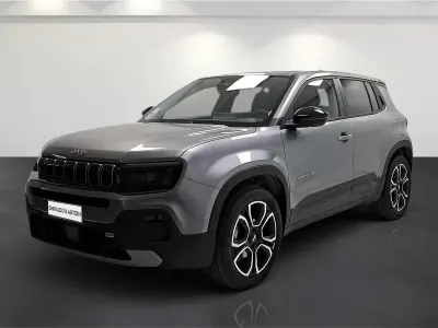 Usata Jeep Avenger Summit 100 CV (73 kW) 2024 Grigio SUV