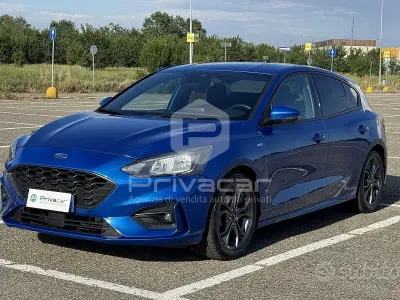Usata Ford Focus ST-Line 120 CV (88 kW) 2019 Blu Utilitaria