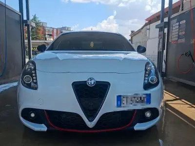 Usata Alfa Romeo Giulietta Distinctive 109 CV (80 kW) 1996 Bianco Cabrio