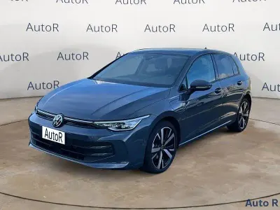 Usata VW Golf VIII Edition 204 CV (150 kW) 2025 Grigio Berlina