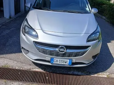 Usata Opel Corsa 90 CV (66 kW) 2016 Utilitaria