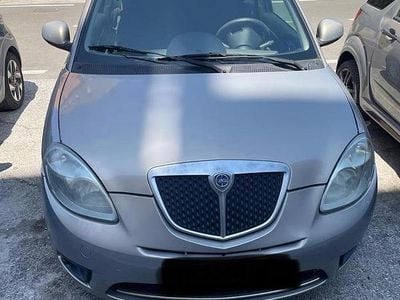 Begagnad Lancia Ypsilon 60 HK (44 kW) 2010 Halvkombi