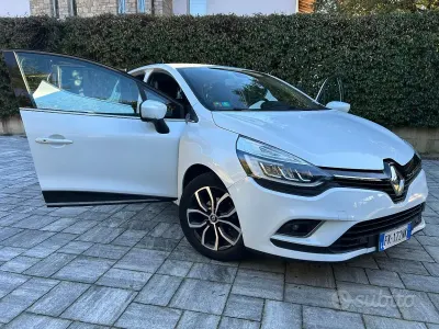 Usata Renault Clio IV Zen 75 CV (55 kW) 2017 Bianco Berlina
