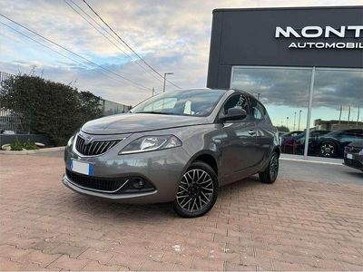 Usata Lancia Ypsilon S 69 CV (50 kW) 2024 Grigio Utilitaria
