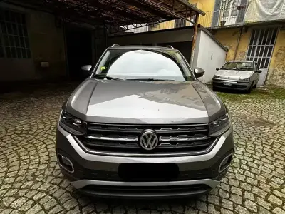 Usata VW T-Cross Advance 95 CV (69 kW) 2019 Grigio SUV