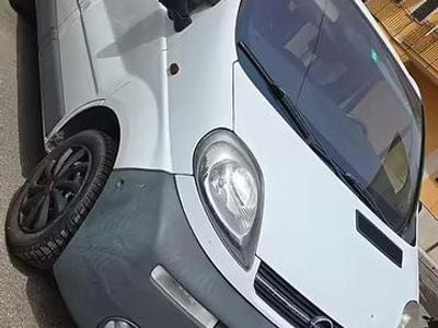 Usata Opel Vivaro 2004 Monovolume