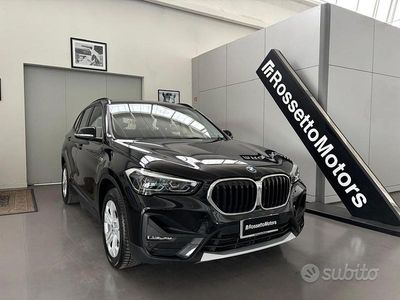 Käytetty BMW X1 Advantage 125 HP (91 kW) 2022 Musta Katumaasturi
