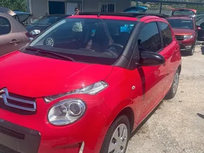 Usata Citroën C1 Feel 69 CV (50 kW) 2016 Rosso Utilitaria