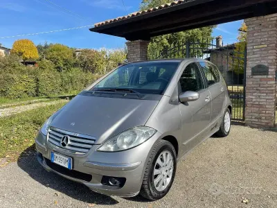 Usata Mercedes A150 Elegance 95 CV (69 kW) 2008 Marrone Berlina