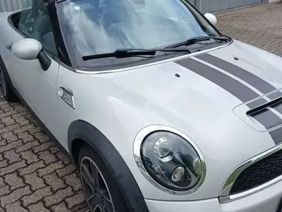 Usata Mini Cooper S Cabriolet 184 CV (135 kW) 2012 Bianco Cabrio