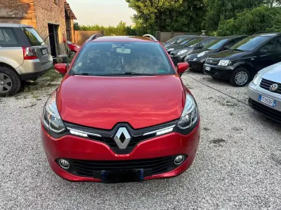 Usata Renault Clio 75 CV (55 kW) 2014 Rosso Station wagon