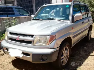 Usata Mitsubishi Pajero 2001 Grigio SUV
