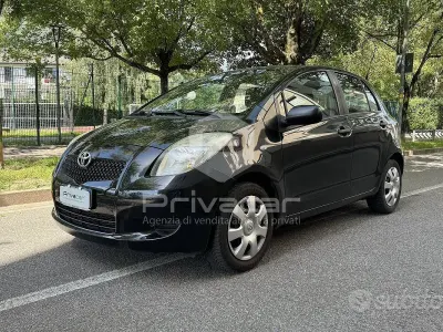 Usata Toyota Yaris 69 CV (50 kW) 2008 Nero Utilitaria
