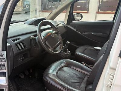 Usata Lancia Musa 95 CV (69 kW) 2012 Bianco Monovolume