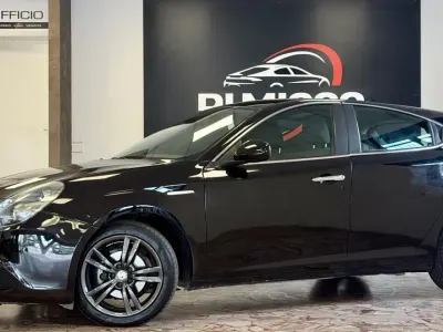Usata Alfa Romeo Giulietta Exclusive 105 CV (77 kW) 2014 Nero Utilitaria