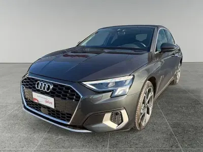Usata Audi A3 Advanced Plus 204 CV (150 kW) 2024 Grigio manhattan metallizzato Berlina