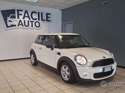 Usata Mini ONE 75 CV (55 kW) 2013 Beige Utilitaria
