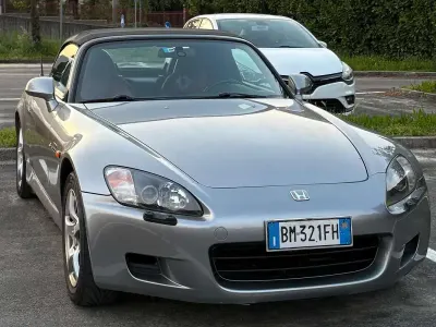 Usata Honda S 2000 S 241 CV (177 kW) 2001 Argento Cabrio