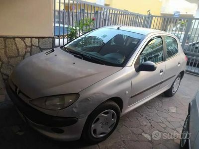 Usata Peugeot 206 2000 Grigio Utilitaria