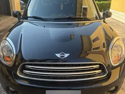 Usata Mini Cooper Countryman 111 CV (81 kW) 2015 Nero SUV