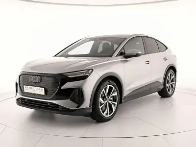 Usata Audi Q4 Sportback e-tron S-Line 210 kW (286 CV) 2024 Argento fioretto metallizzato SUV