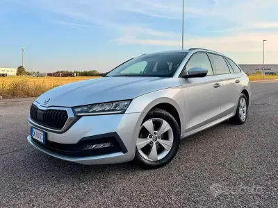 Usata Skoda Octavia G-TEC Executive 131 CV (96 kW) 2022 Grigio Station wagon