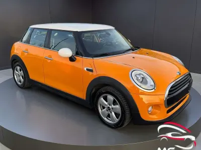 Usata Mini Cooper Hype 136 CV (100 kW) 2016 Arancione Utilitaria