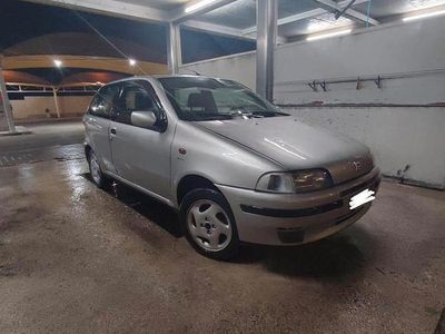 Brugt Fiat Punto 63 HK (46 kW) 1999 Grå Hatchback