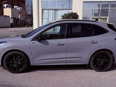 Usata Ford Kuga 152 CV (111 kW) 2023 Grigio SUV