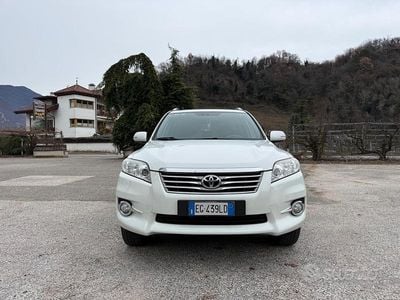 Usata Toyota RAV4 150 CV (110 kW) 2010 Bianco SUV