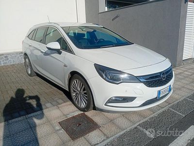Usata Opel Astra Innovation 136 CV (100 kW) 2019 Bianco Station wagon