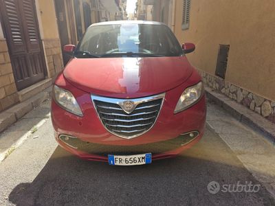 usata Lancia Ypsilon platinum